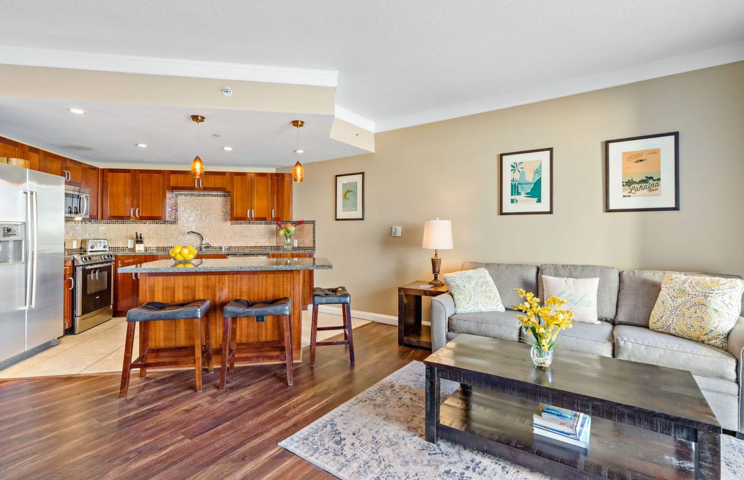 Condo in Lahaina · ★4.8 · Studio · 2 beds · 1 bath - Image 5