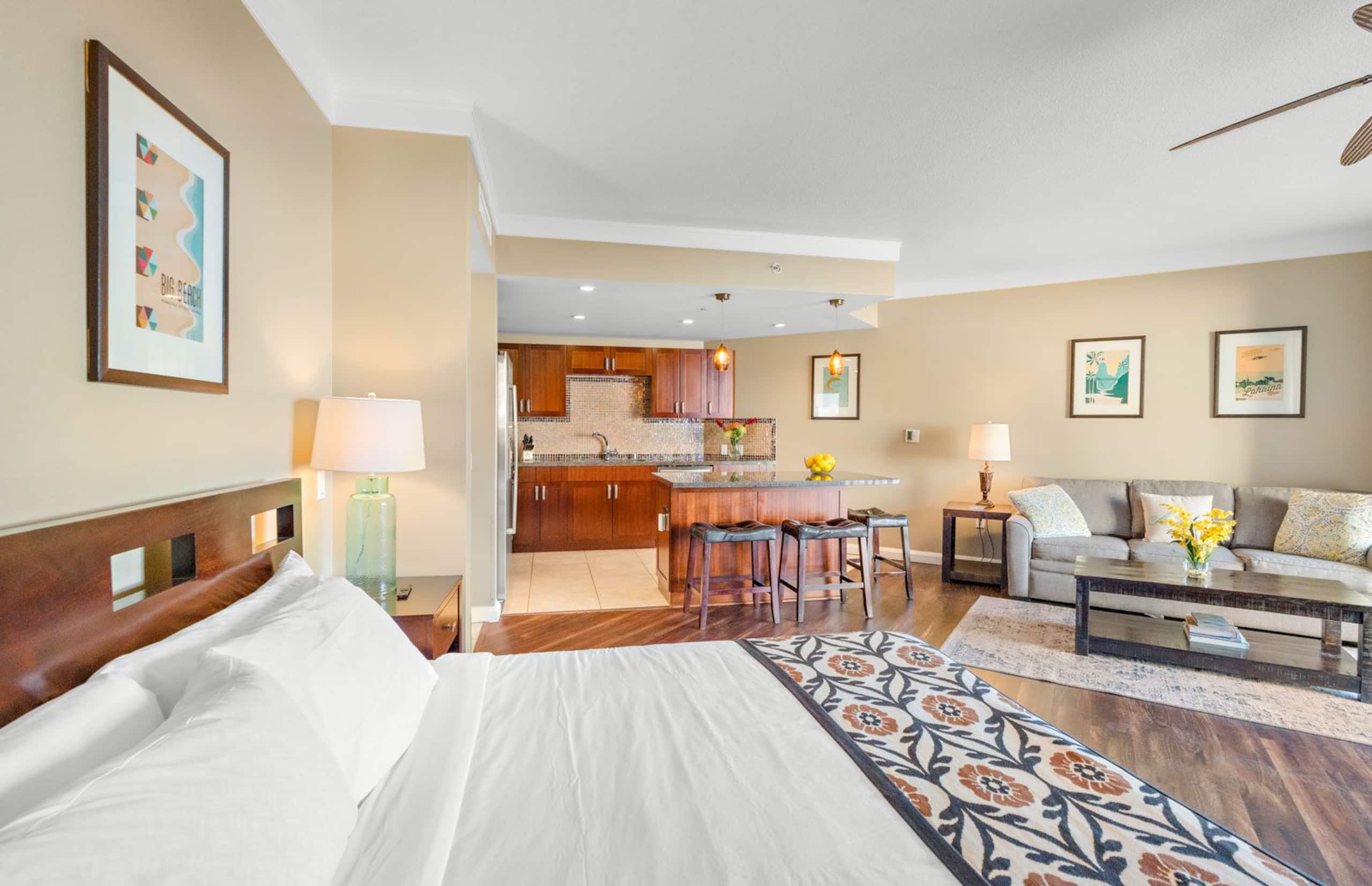 Condo in Lahaina · ★4.8 · Studio · 2 beds · 1 bath - Image 8