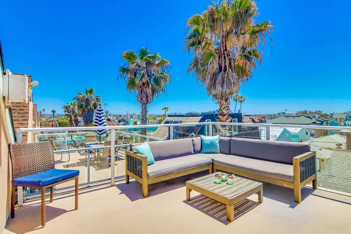 Beach Life & Access – Nautical Beach House gallery image 2