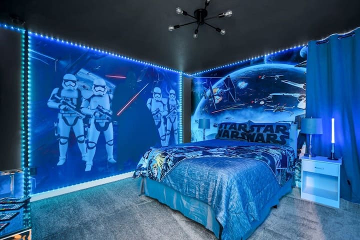 Спална соба од „Војна на ѕвез