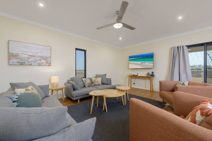 120 Madaffari Drive gallery image 5