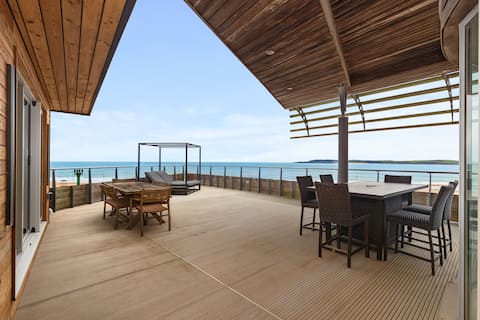 Sea Breeze - Tenby South Beach - Spectacular Views