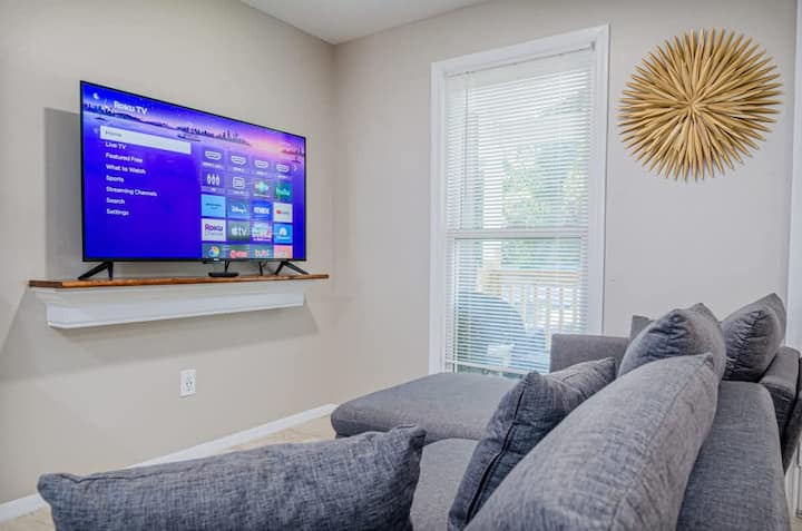 Relaxing Studio W/ Patio In Midtown Columbus - Columbus, GA