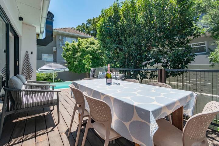 A Family haven in Tamboerskloof gallery image 4