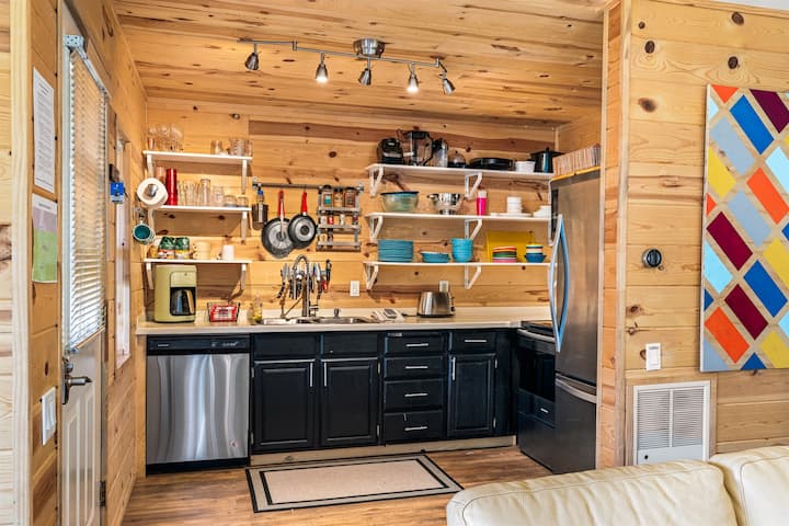 Condo Overlooking Slopes! - Brian Head, UT