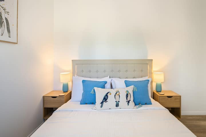 Každá spálňa je krásne štylizovaná.