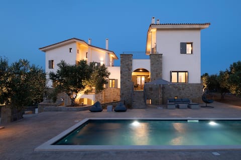 Villa Sapientza by Modone Villas in Peloponnese