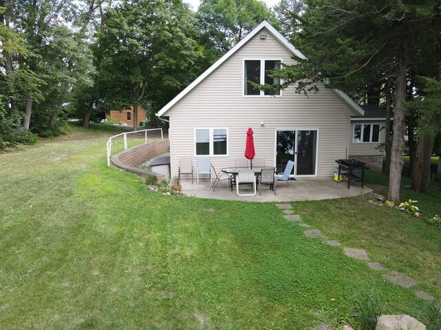 Peninsula Cabin Rental gallery image 3