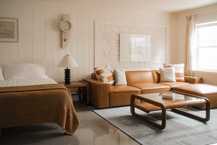 Spring Studio - Stylish Apartment With Cafe - 聖奧古斯丁