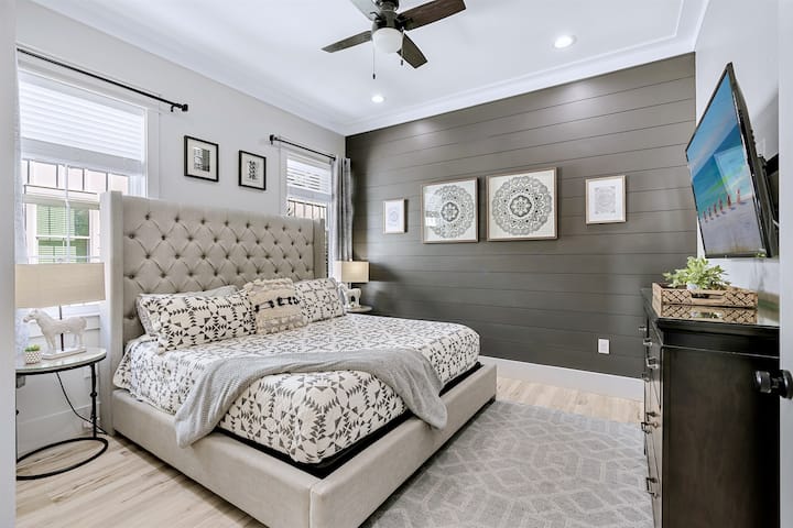 Kati 2 - Suitë "King" me banjë ngjitur