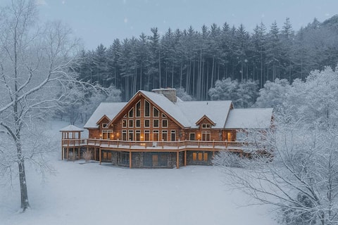 Doodletown Lodge: Pool, Tennis, Pickleball, Hiking