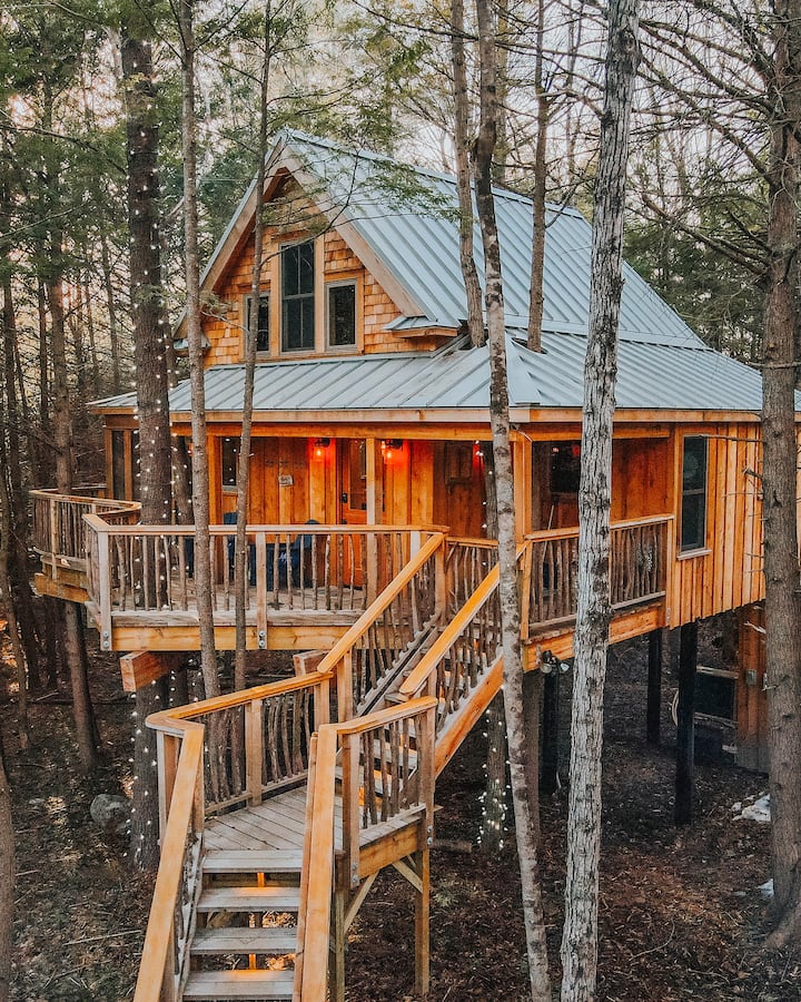 The Woods Maine | A Luxury Treehouse Experience
