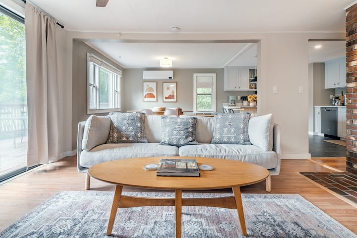 Alder House: Cute And Cozy Mountain Getaway - Campton, NH