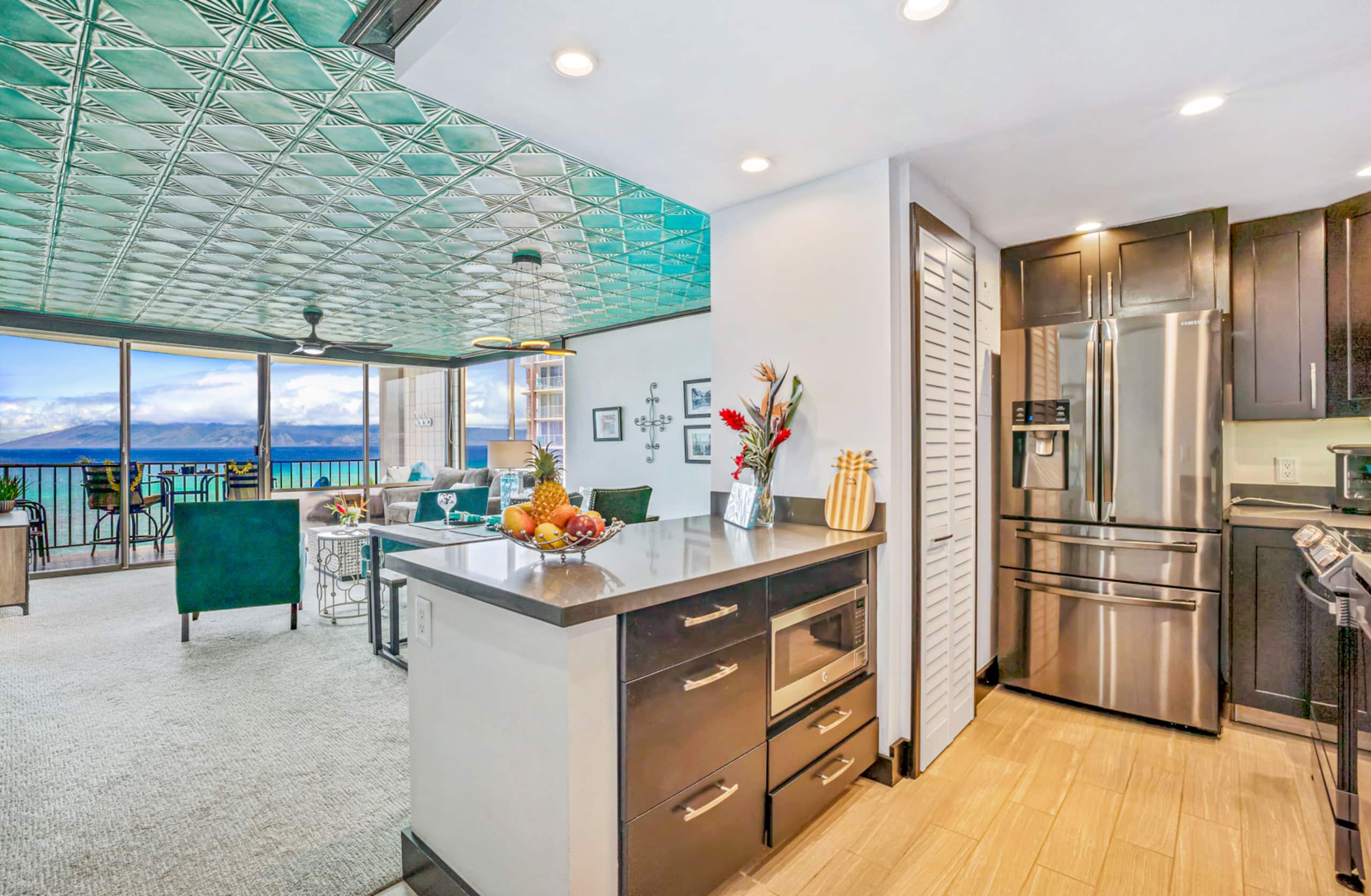 Condo in Lahaina · ★4.83 · 1 bedroom · 2 beds · 1 shared bath - Image 18