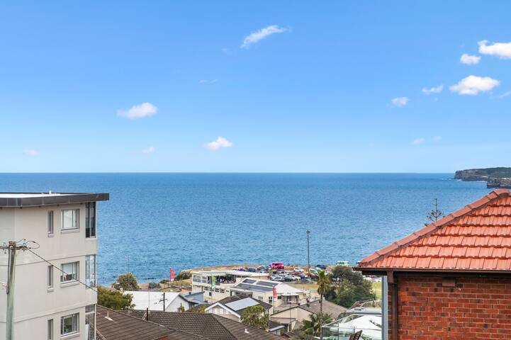 Seascape: Home with Pool and Views – Walk to Beach gallery image 2