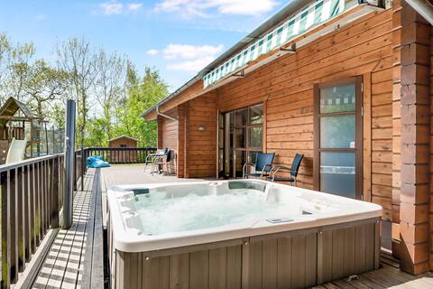 Beautiful and family-friendly holiday home for 9.