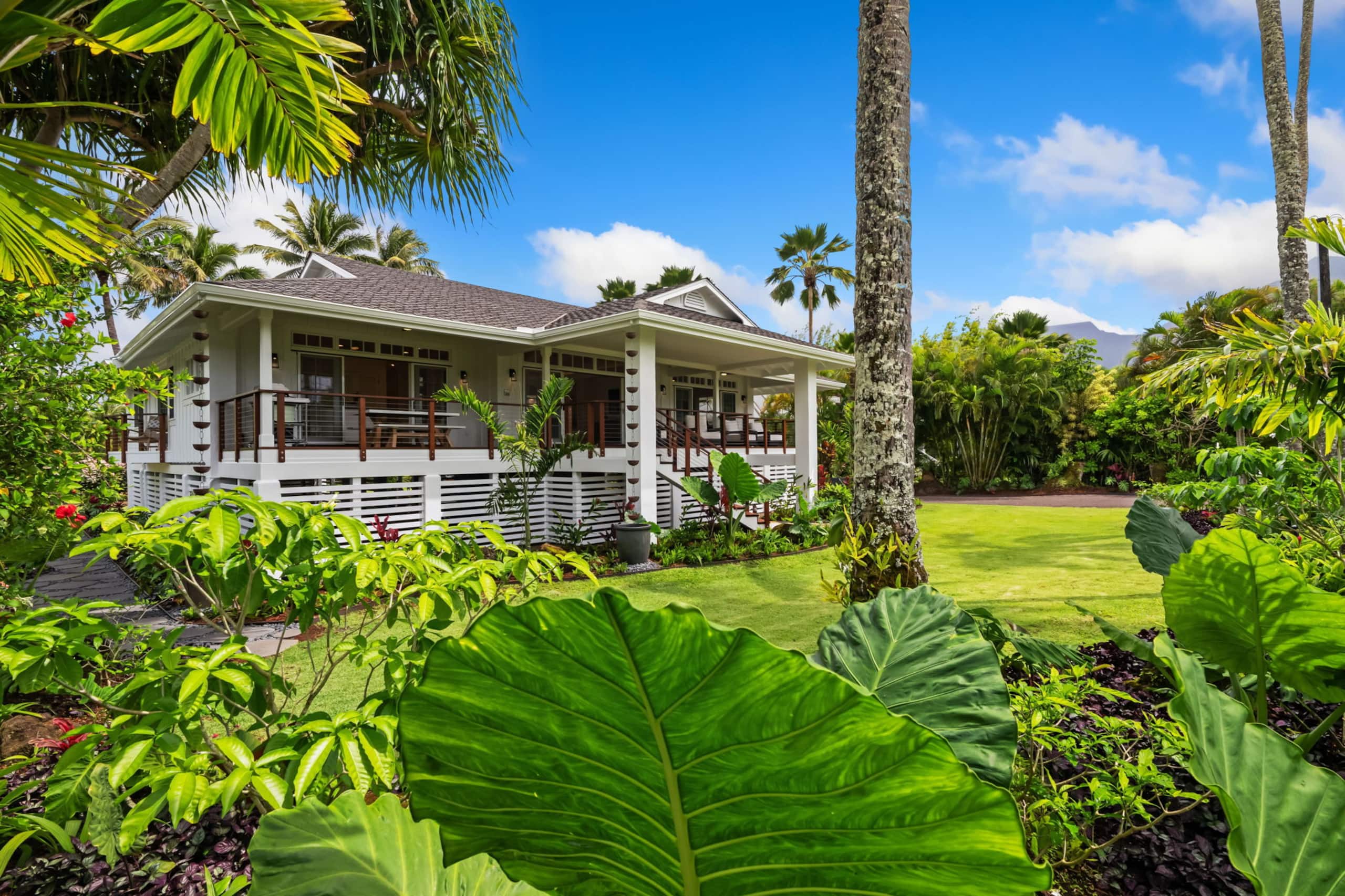 Home in Hanalei · ★5.0 · 3 bedrooms · 4 beds · 2.5 baths - Image 3