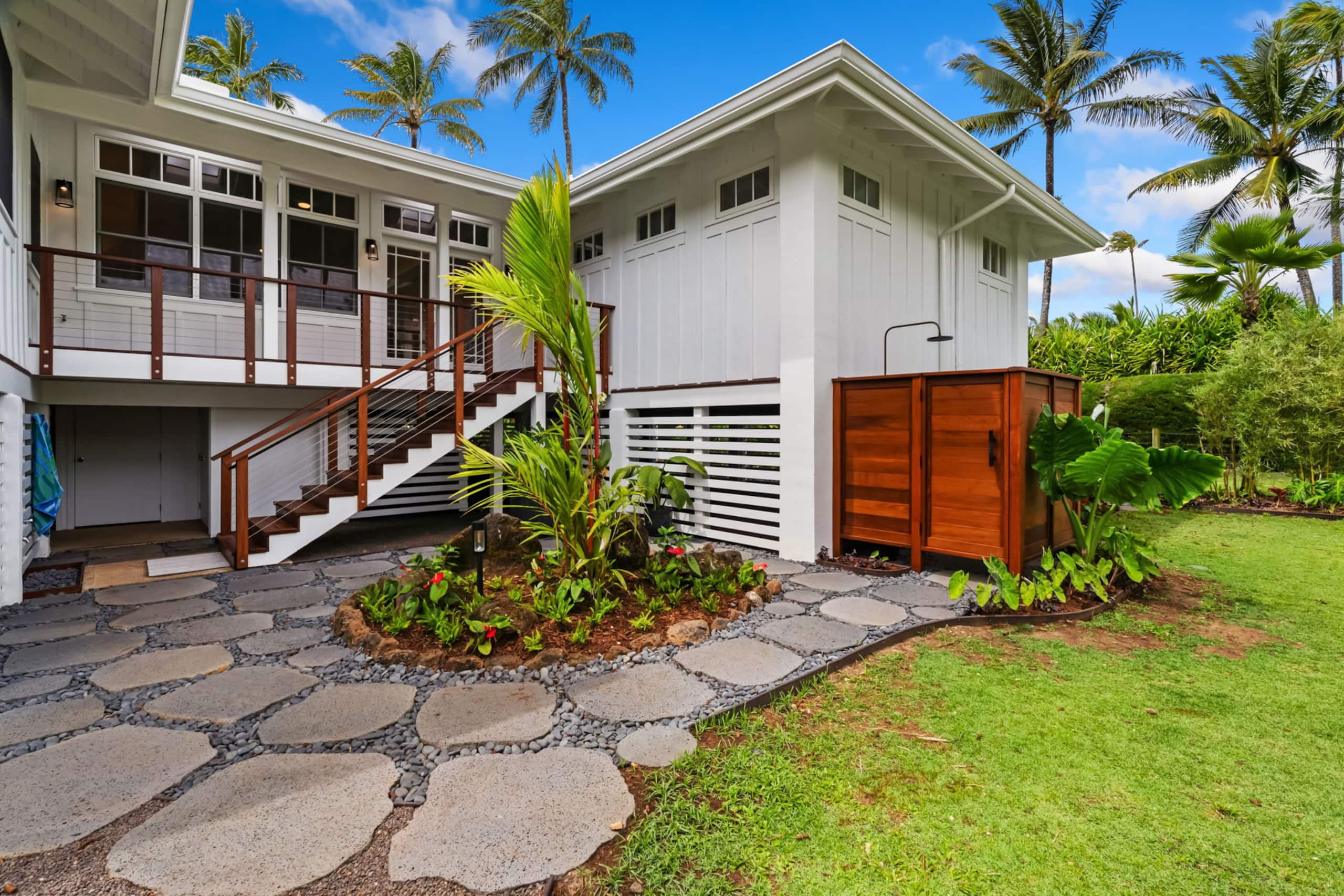 Home in Hanalei · ★5.0 · 3 bedrooms · 4 beds · 2.5 baths - Image 63