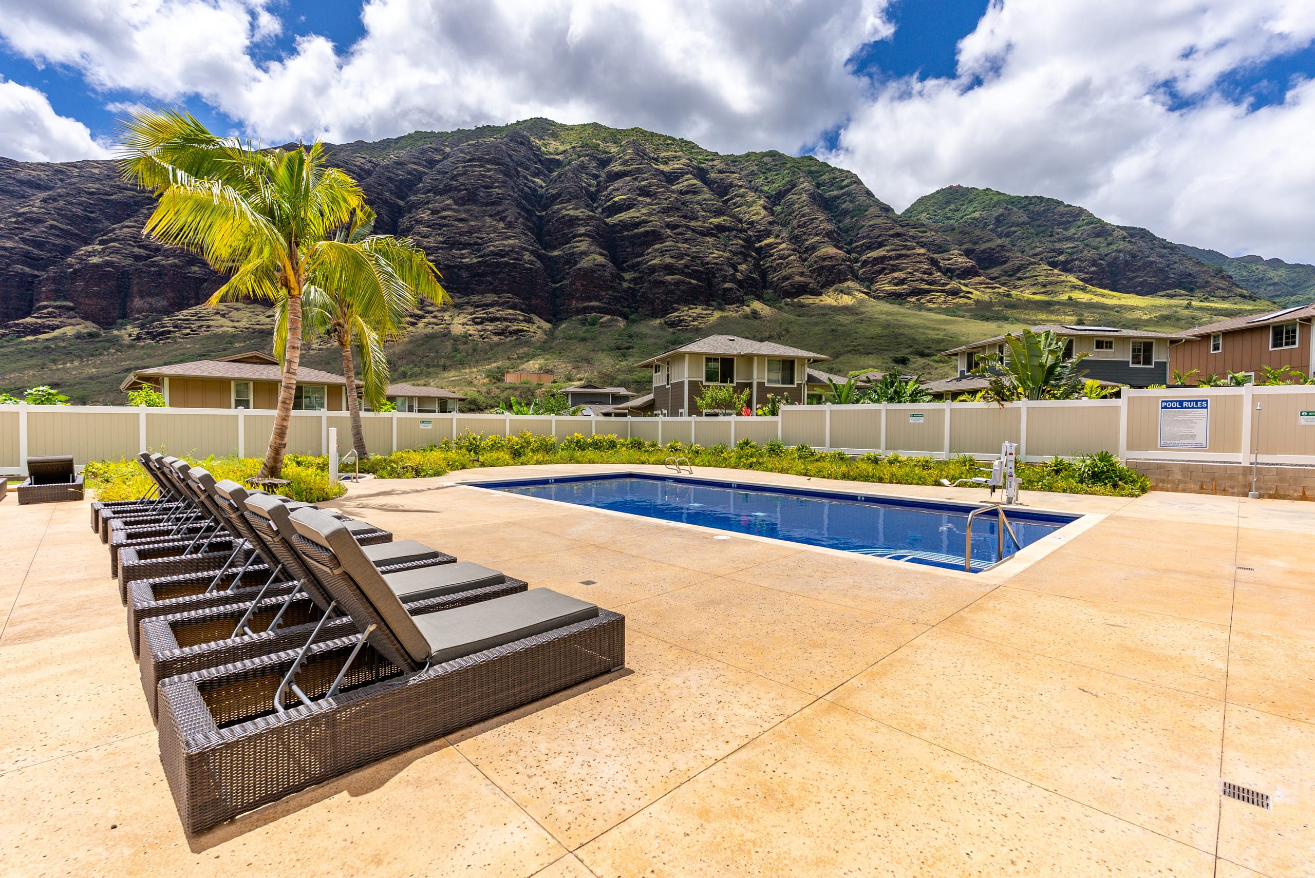 Home in Waianae · ★4.89 · 3 bedrooms · 6 beds · 2.5 private baths - Image 41