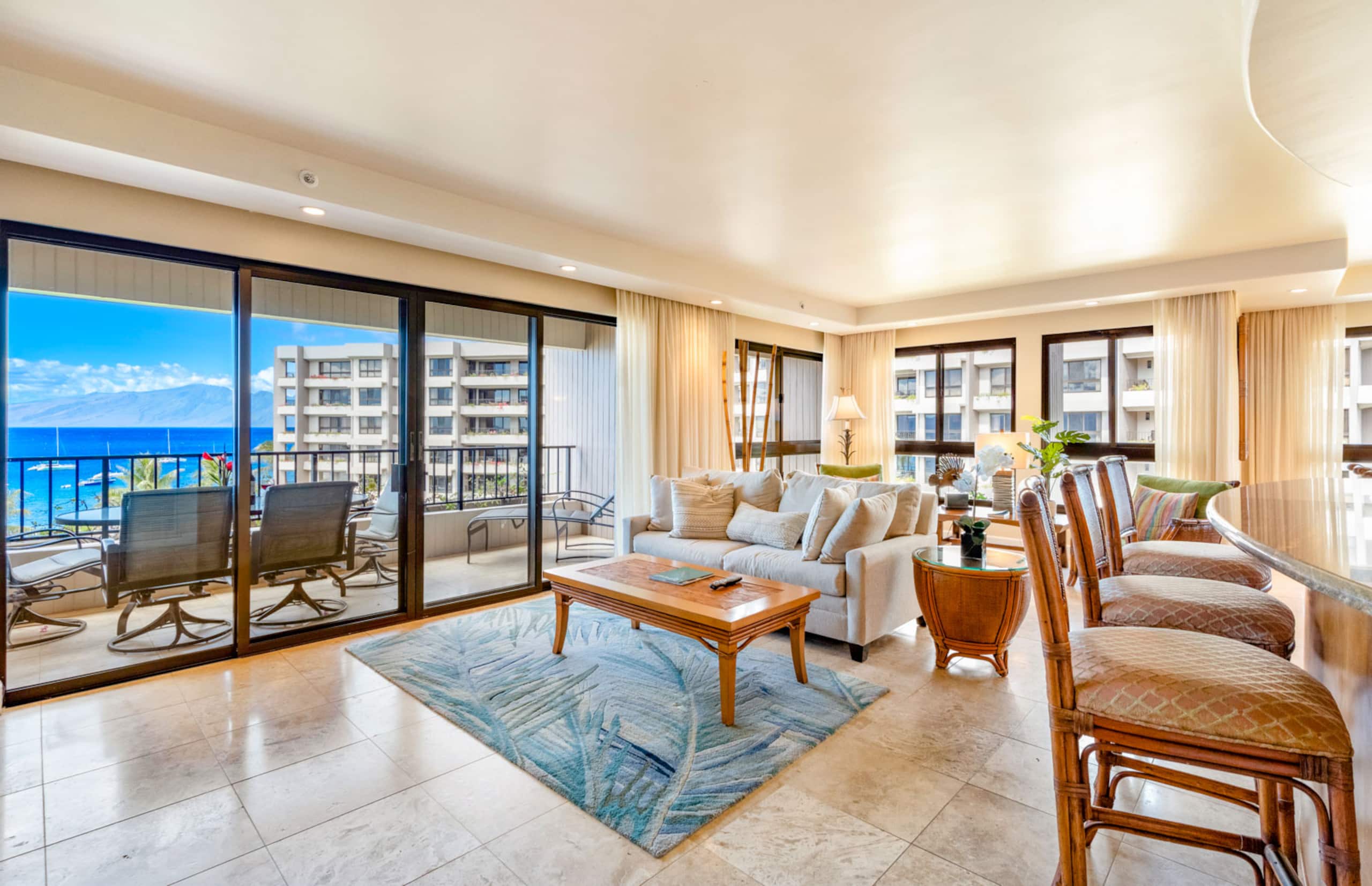 Condo in Lahaina · ★4.8 · 2 bedrooms · 4 beds · 2 baths - Image 5