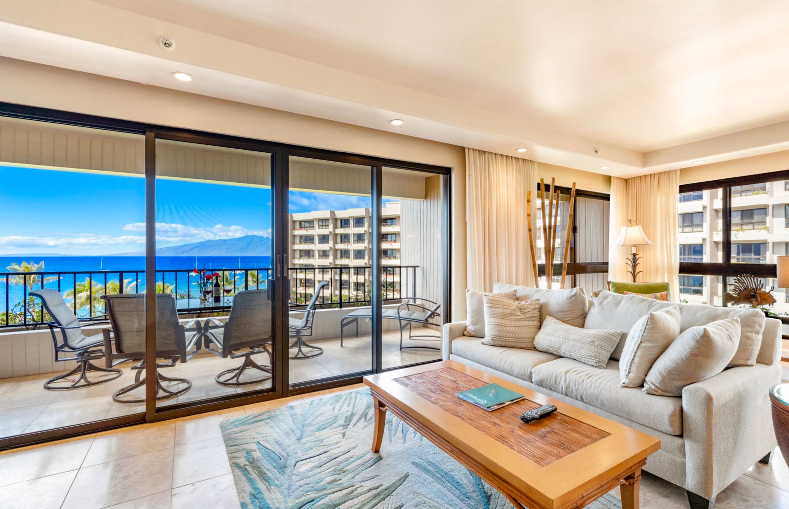Condo in Lahaina · ★4.8 · 2 bedrooms · 4 beds · 2 baths - Image 9