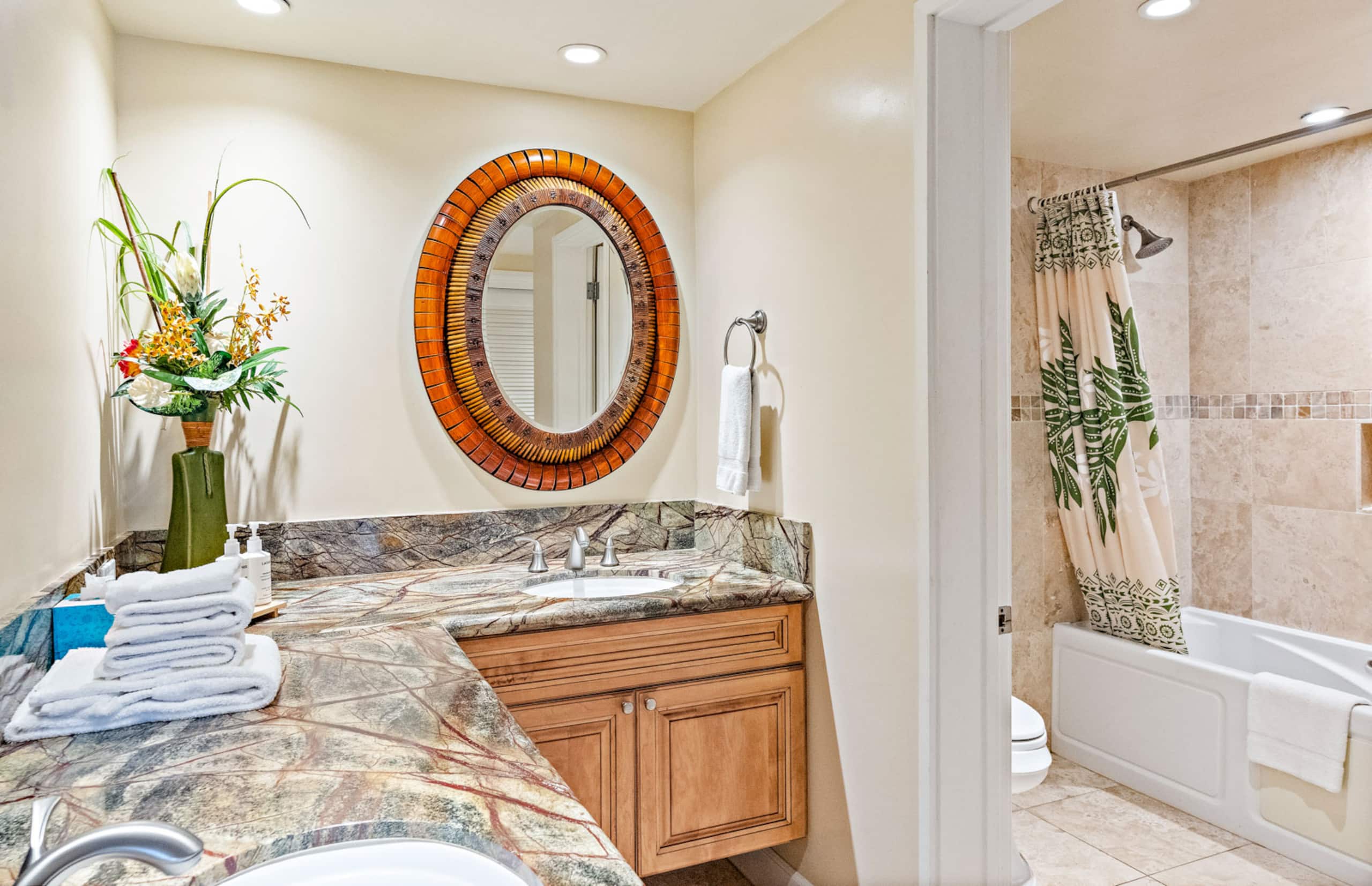 Condo in Lahaina · ★4.8 · 2 bedrooms · 4 beds · 2 baths - Image 26
