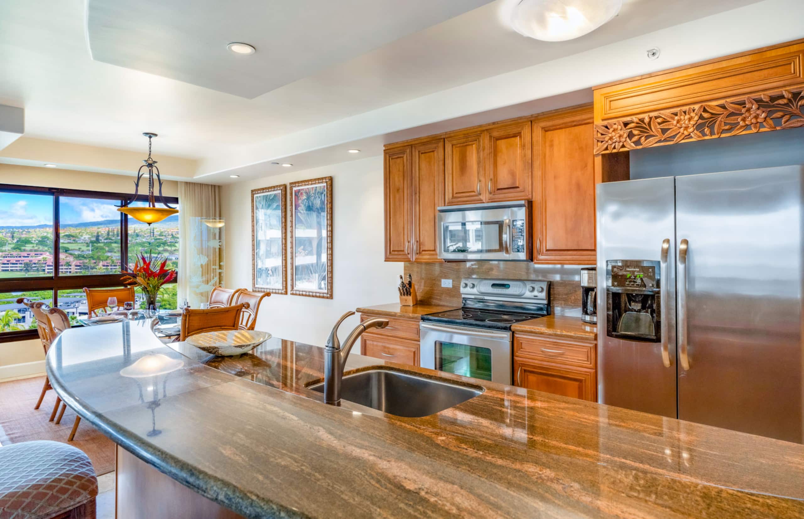 Condo in Lahaina · ★4.8 · 2 bedrooms · 4 beds · 2 baths - Image 7