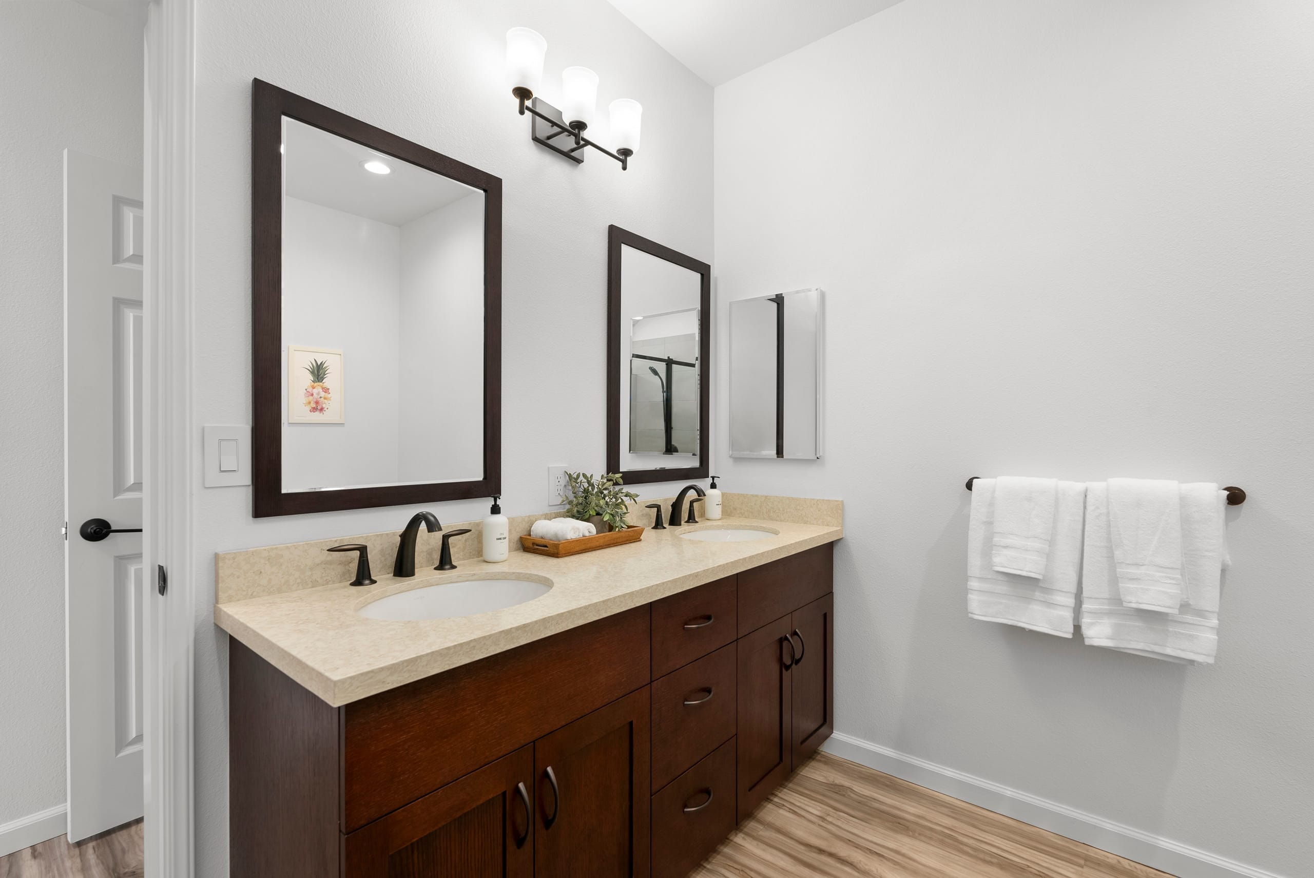 Home in Waianae · ★4.89 · 3 bedrooms · 5 beds · 2 shared baths - Image 30