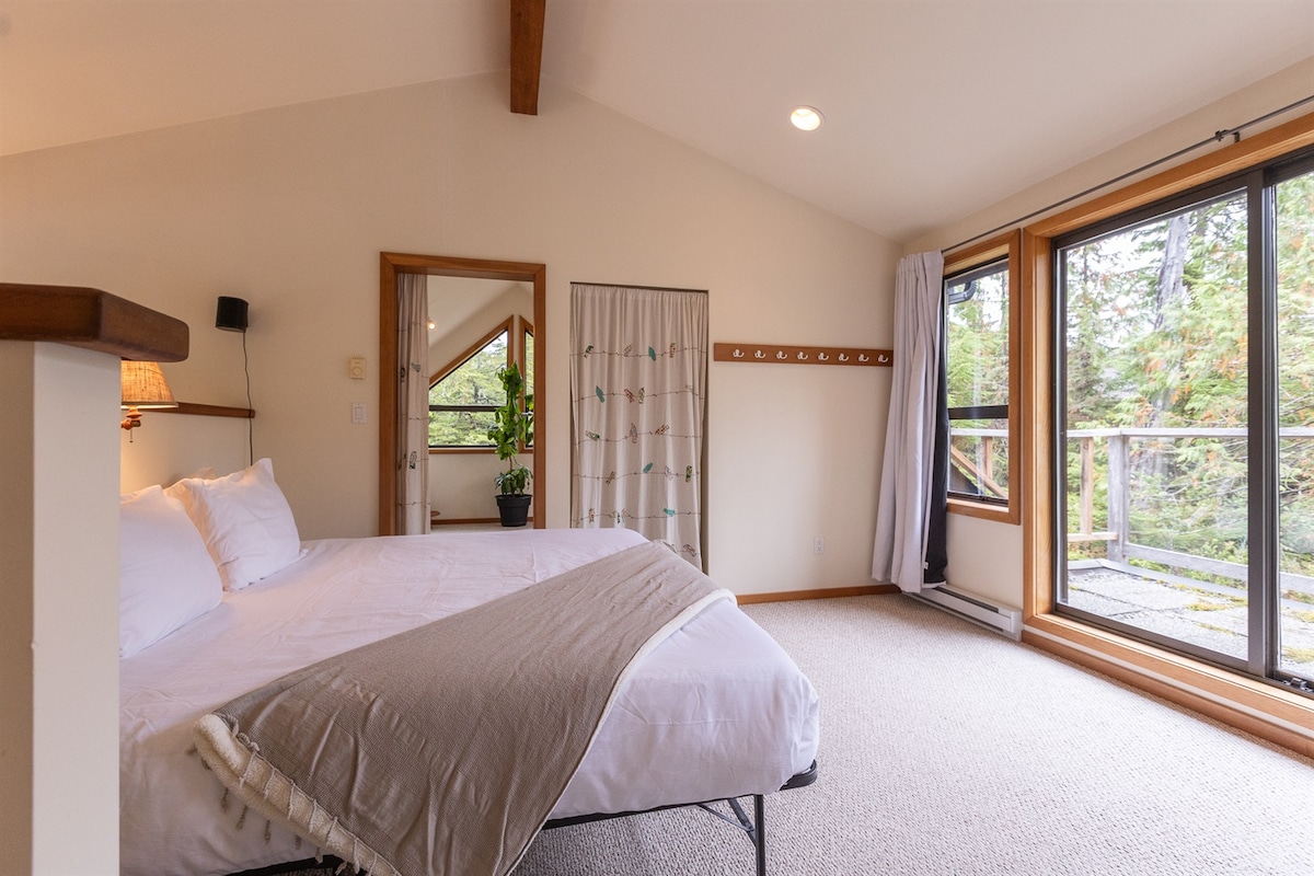 ห้องพักสว่าง - เตียงคิงไซส์