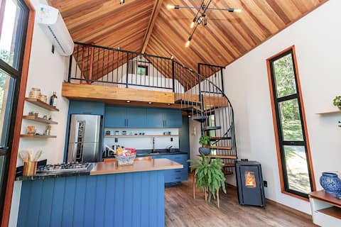 Successful Airbnb property: Cabana Araucária - Capivari's Sweetheart. in Campina Grande Do Sul