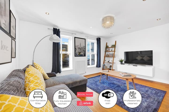 Spacious 3-bedroom House With Parking And Garden! - London