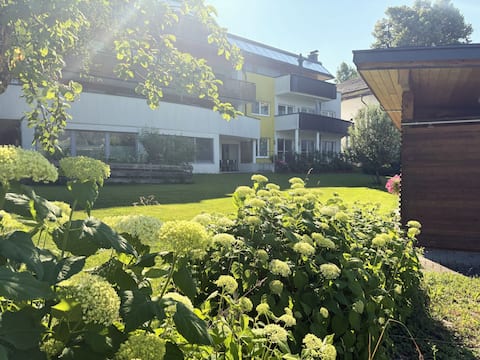 Christine EG by Interhome