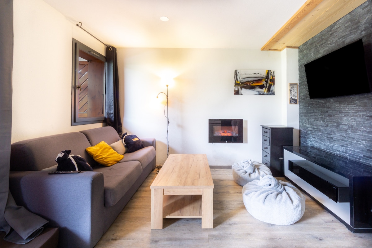 Annonce Airbnb populaire: Albiez Apartment à Albiez Montrond