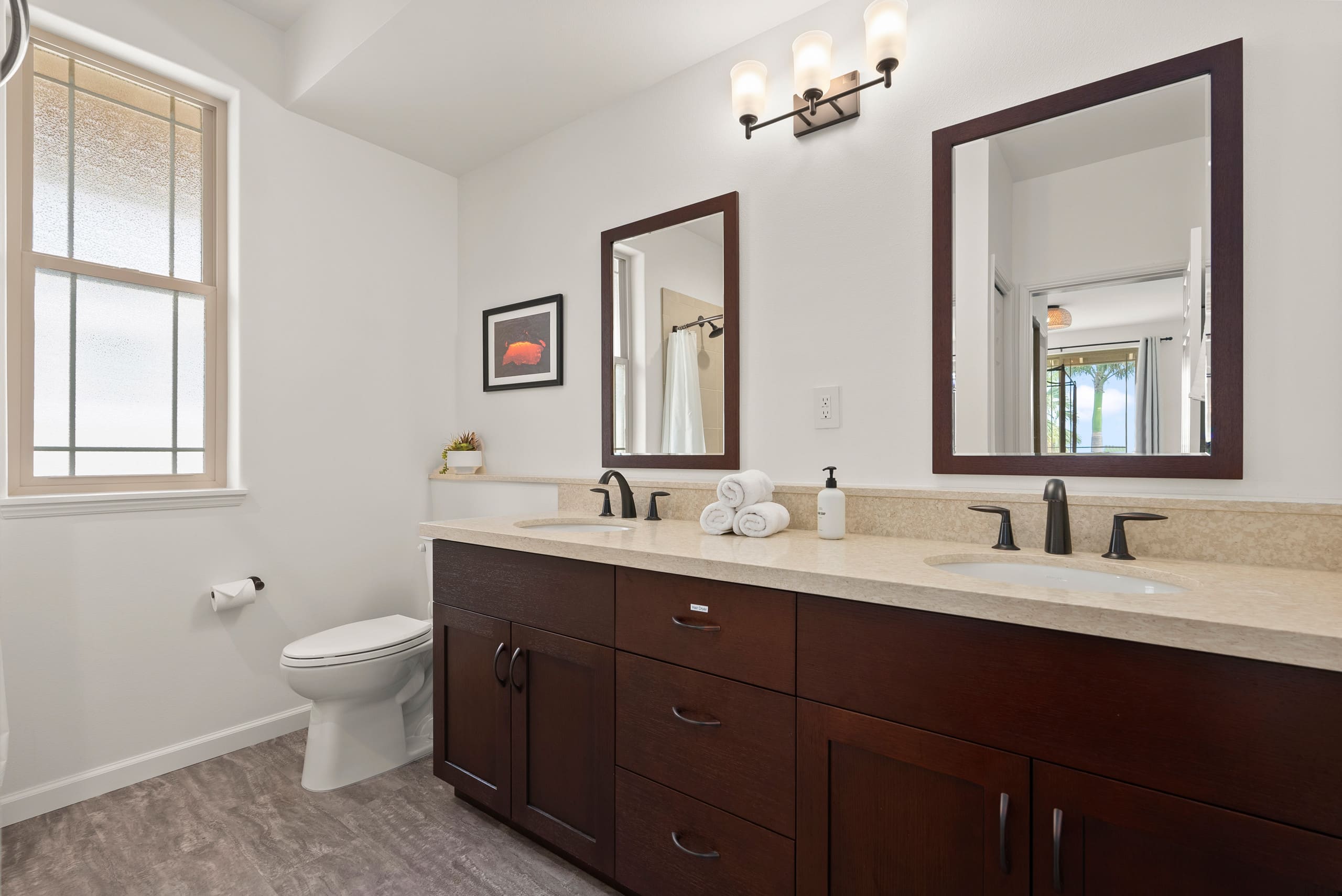 Home in Waianae · ★4.88 · 4 bedrooms · 8 beds · 2.5 private baths - Image 24