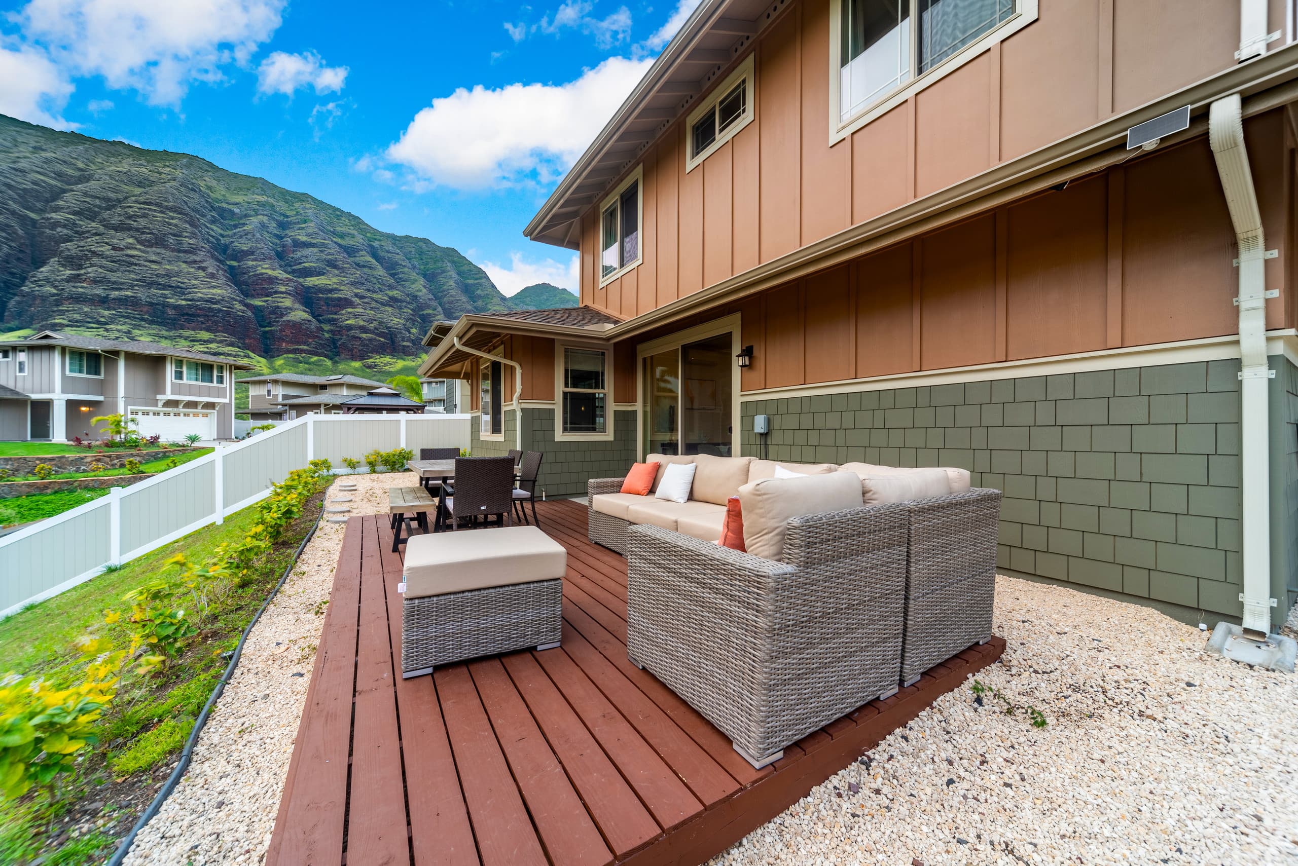 Home in Waianae · ★4.88 · 4 bedrooms · 8 beds · 2.5 private baths - Image 37