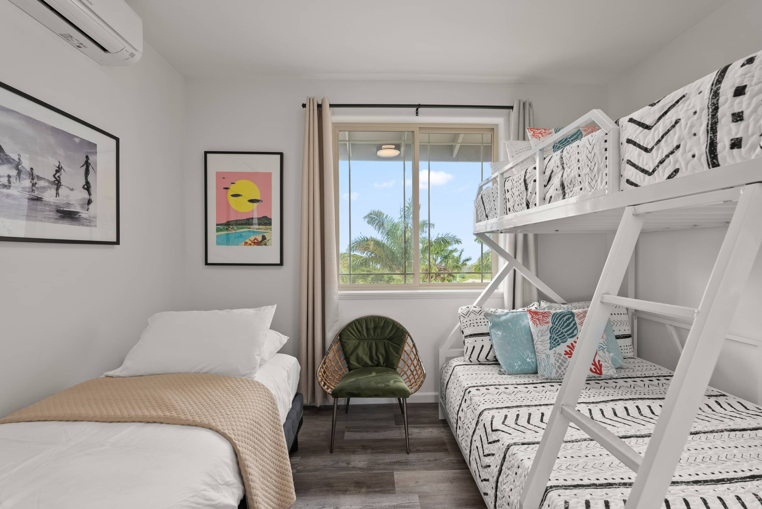 Home in Waianae · ★4.88 · 4 bedrooms · 8 beds · 2.5 private baths - Image 31