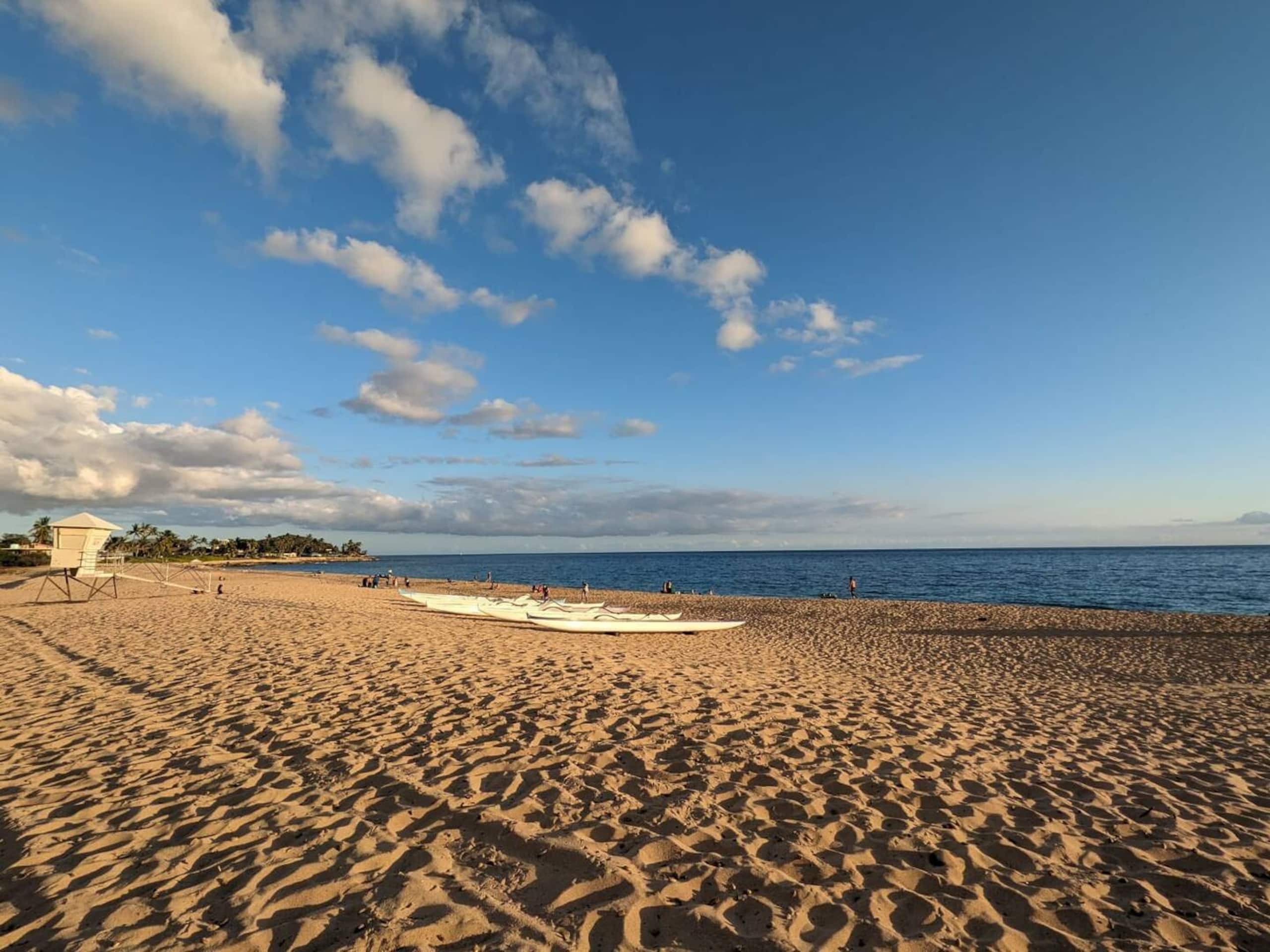 Home in Waianae · ★4.88 · 4 bedrooms · 8 beds · 2.5 private baths - Image 55