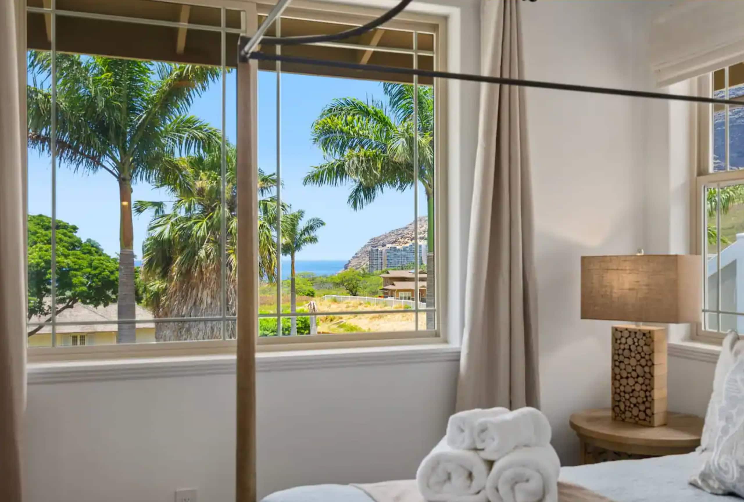 Home in Waianae · ★4.88 · 4 bedrooms · 8 beds · 2.5 private baths - Image 23