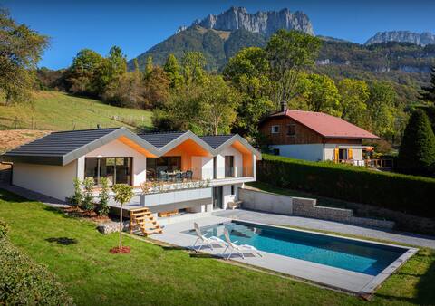 Lake Annecy stay with pool
