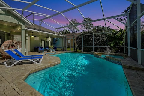 Southern Dunes: pool/spa; air hockey/game room