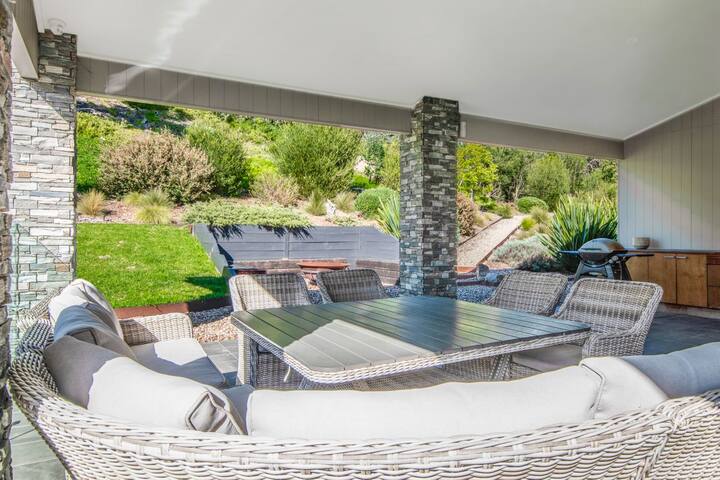 Seaside Sanctuary on St Andrews Beach gallery image 3