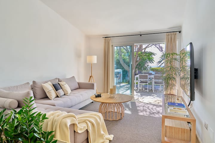 Coastal Charm: Cozy Bungalow In Golf Del Sur, Tene - Tenerife