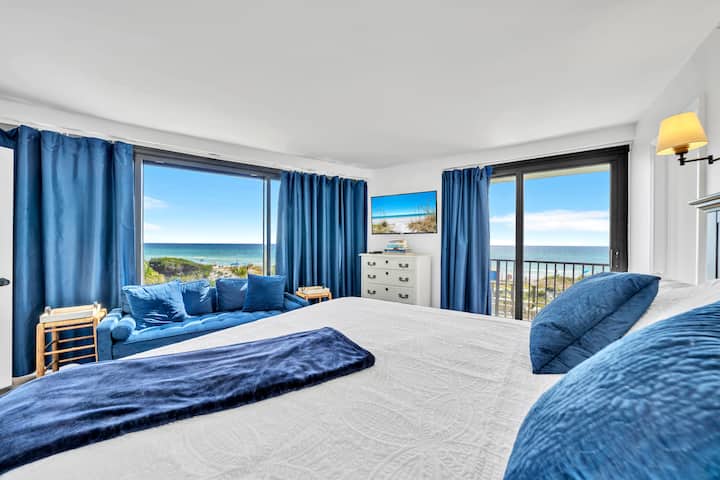 在迷人的海滩景中醒来！