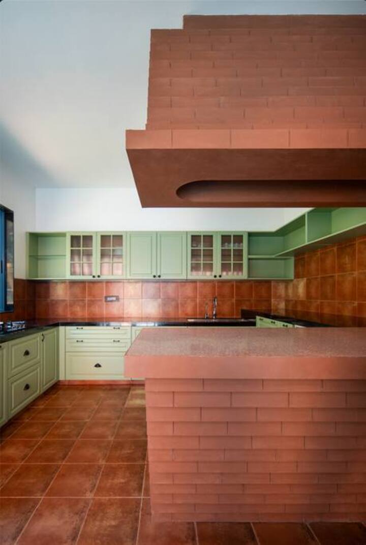 Full kitchen image 3