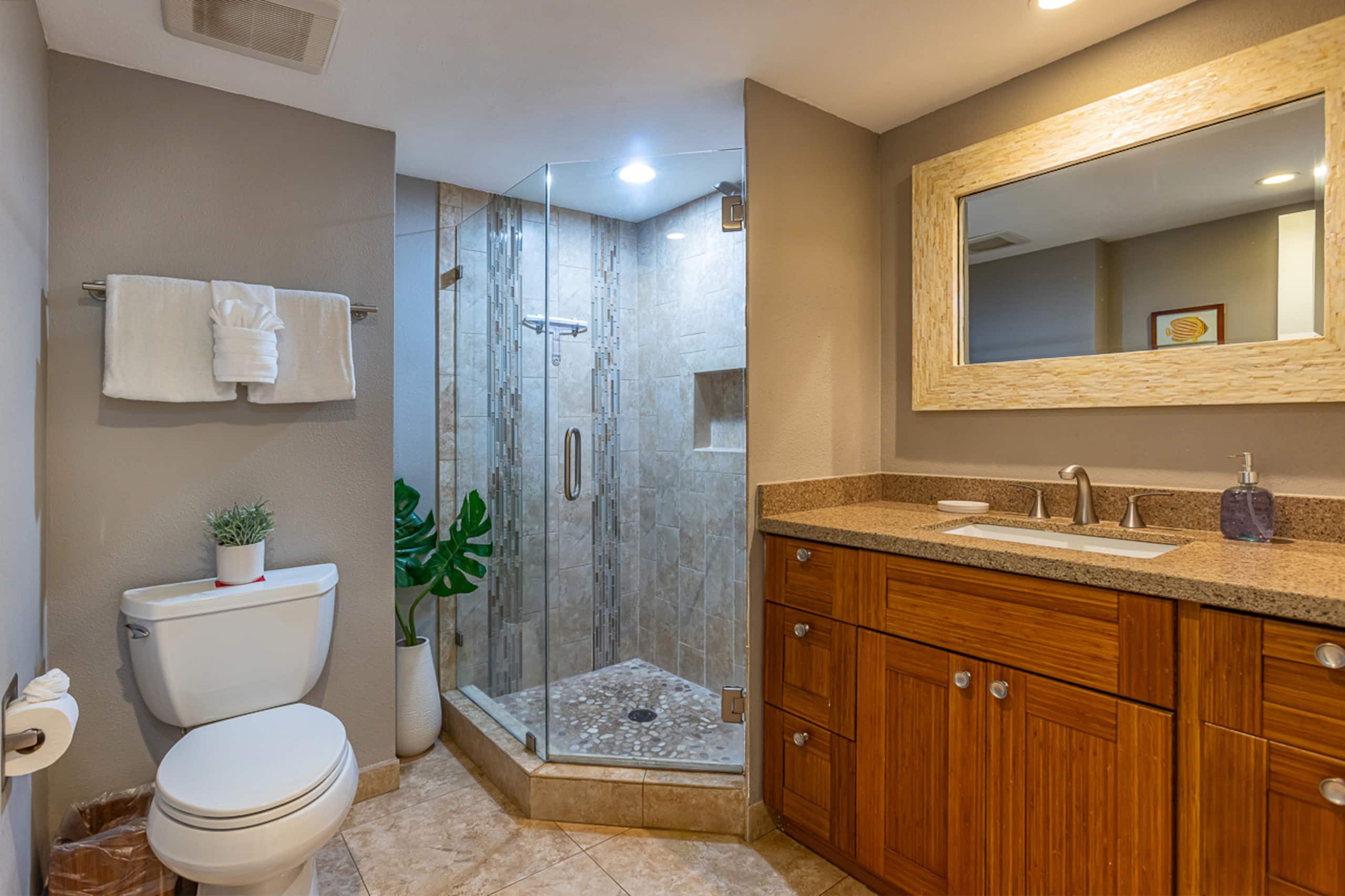 Condo in Kihei · ★4.6 · 2 bedrooms · 2 beds · 2 shared baths - Image 15