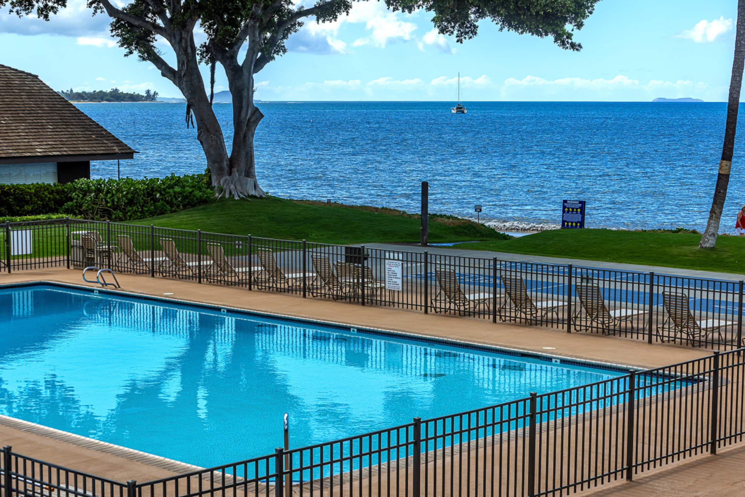 Condo in Kihei · ★4.6 · 2 bedrooms · 2 beds · 2 shared baths - Image 32