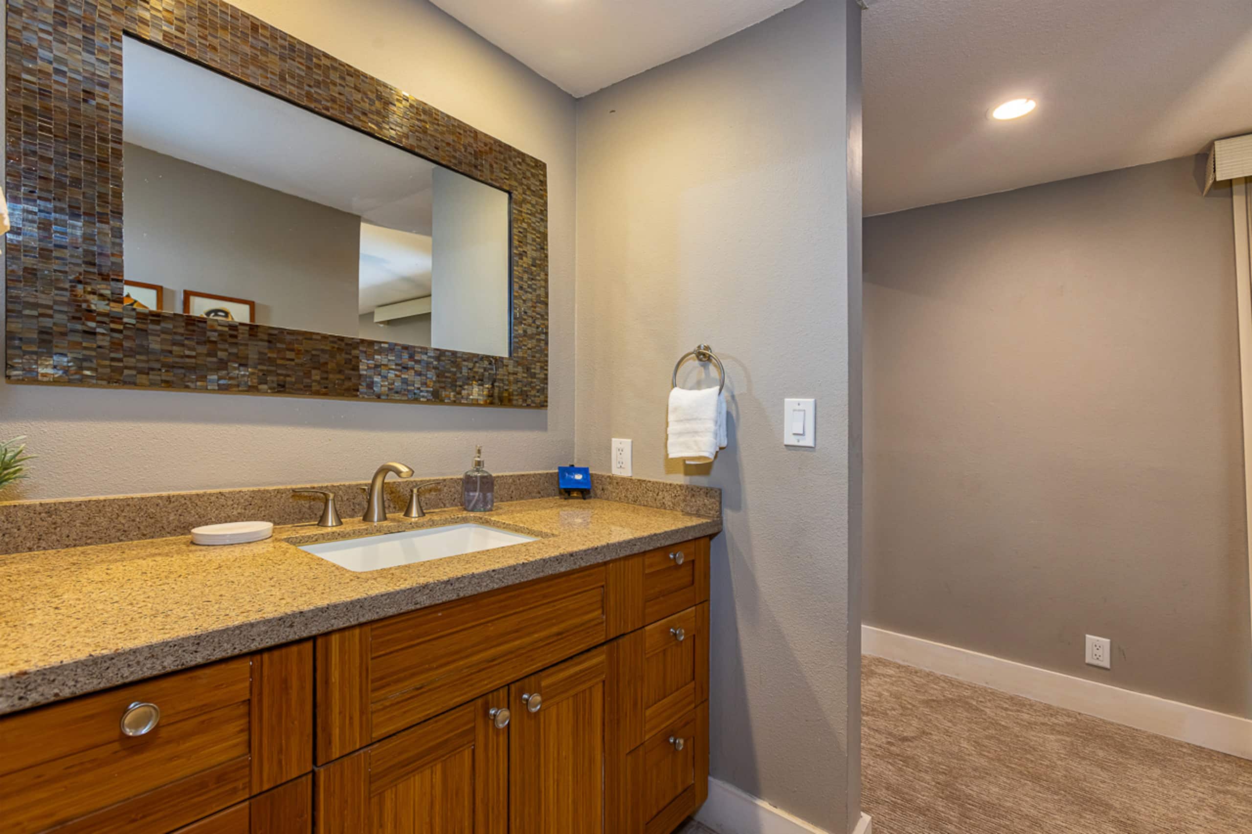 Condo in Kihei · ★4.6 · 2 bedrooms · 2 beds · 2 shared baths - Image 25