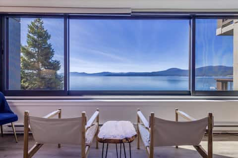 Panoramic Lake View Resort Condo