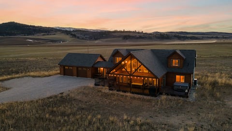 Teton Valley | Cabin w/ Hot Tub + Teton Views!