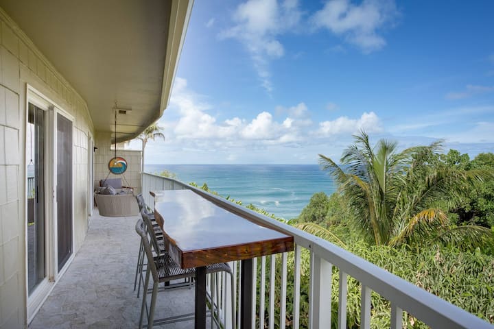 Amazing Oceanview New Delux Home with A/C